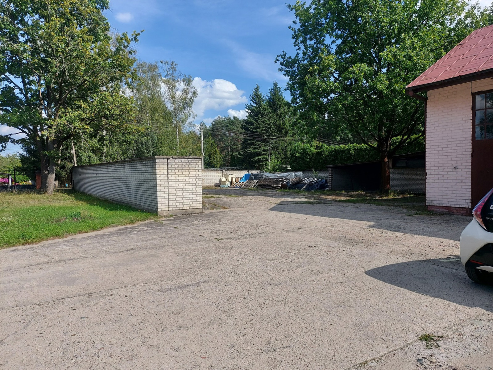Lokal Wynajem Józefów 13