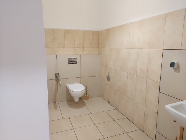 Lokal Wynajem Józefów 11