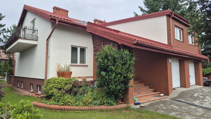 Dom Wynajem Józefów 1