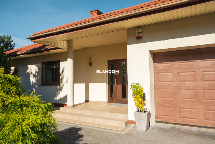 Будинок Продаж Józefów 5